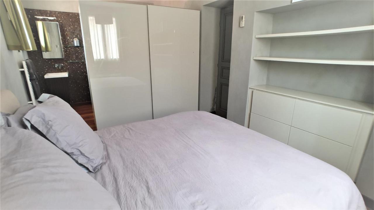 Appart'Hotel Luxe Vieil Antibes 75 M2 Avec Parking Plages A Pieds ภายนอก รูปภาพ