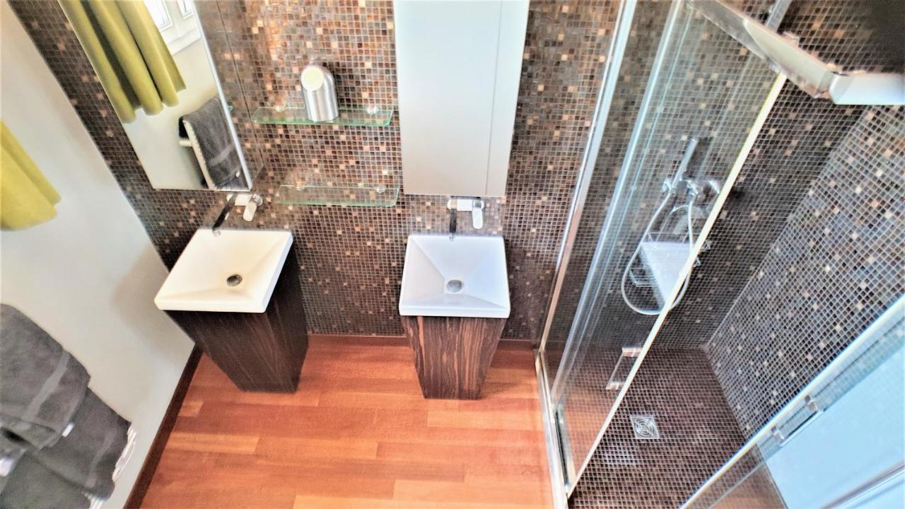 Appart'Hotel Luxe Vieil Antibes 75 M2 Avec Parking Plages A Pieds ภายนอก รูปภาพ