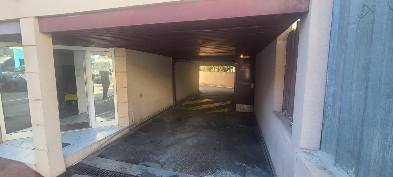 Appart'Hotel Luxe Vieil Antibes 75 M2 Avec Parking Plages A Pieds ภายนอก รูปภาพ